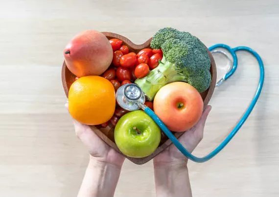 Nutrición Preventiva: La Importancia de una Dieta Saludable en la Prevención de Enfermedades